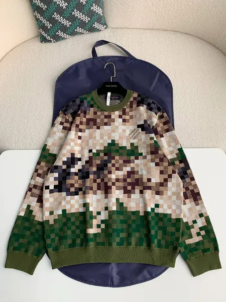 Louis Vuitton Clothes