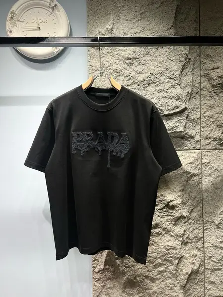 Jacquard Fuzzy Lettering T Shirt