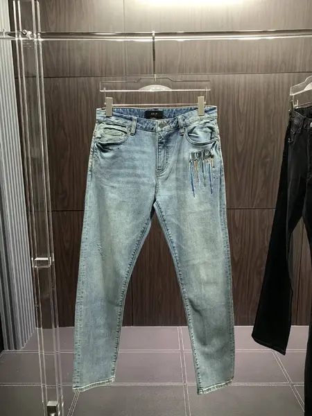 Amiri slim fit petite straight jeans