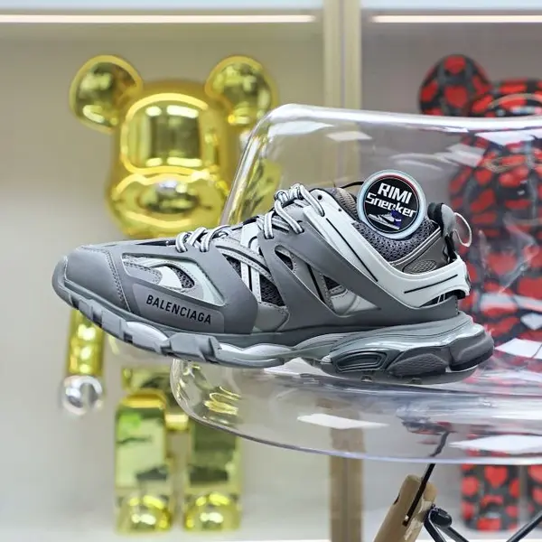 Balenciaga BLGA  Track（LED）
