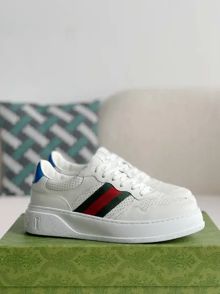 GU*ISneakers Cowhide
