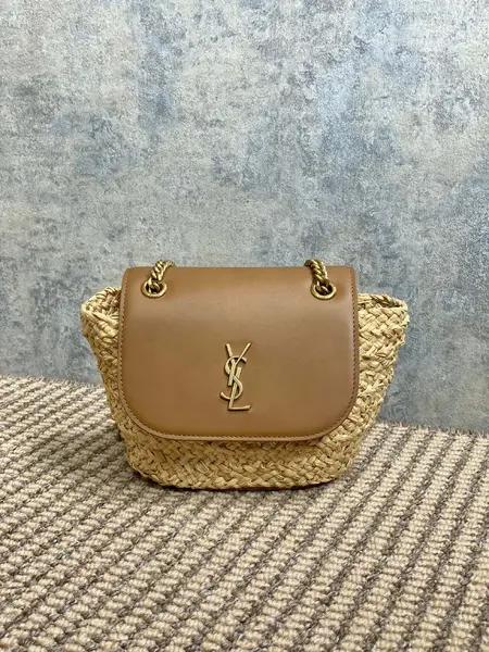 Yves Saint Laurent straw mini MANON handmade model: 774269 size: 23x12x6