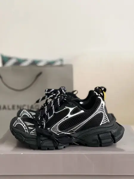 BLCG Runner Sneakers