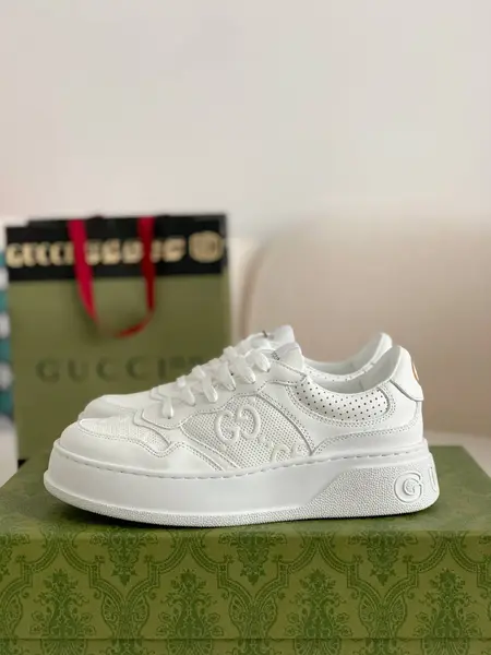 GU*Isneakers Cowhide