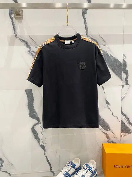 Checkered Stripes At Neck T Shirt