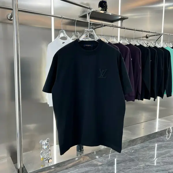 Small Front&Large Back Embroidered T-shirt