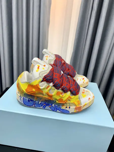 LA*N Sneaker
