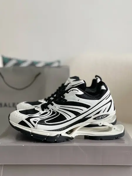 BLCG X-Pander Men's Floating Sneakers