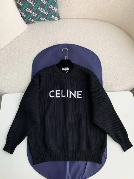 Celine sweater knitted material