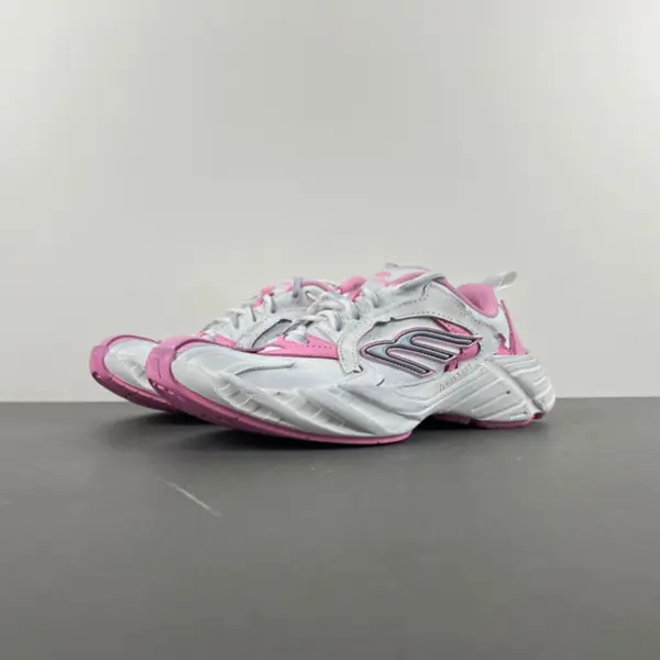 Balenciaga Runner Sneaker 825418 WDWTS 5191