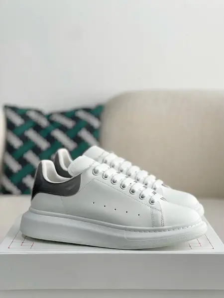 Alexander McQueen MQ Jelly Dark Blue Tail Sneakers