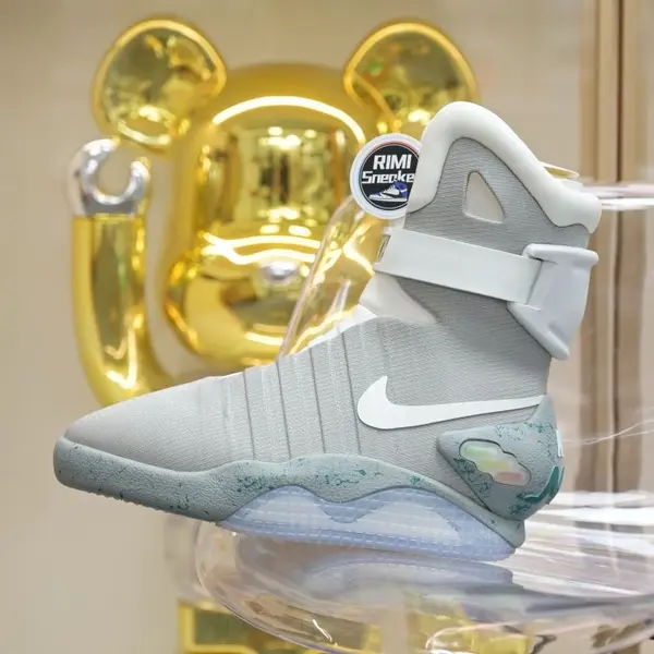 Nike Air MAG back to the future 2016