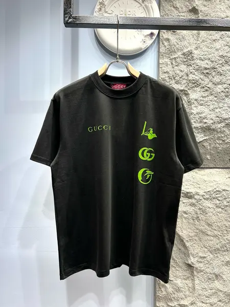 Surfer Print  T Shirt