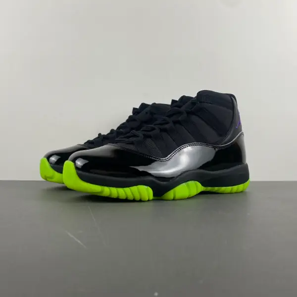 Air Jordan 11  CT8012-003