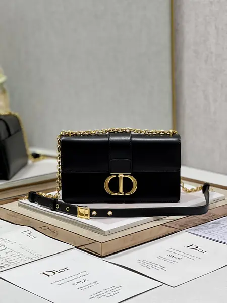 30 Montaigne East-west Bag With Chain