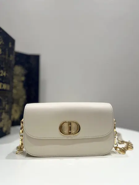 30 Montaigne Bag