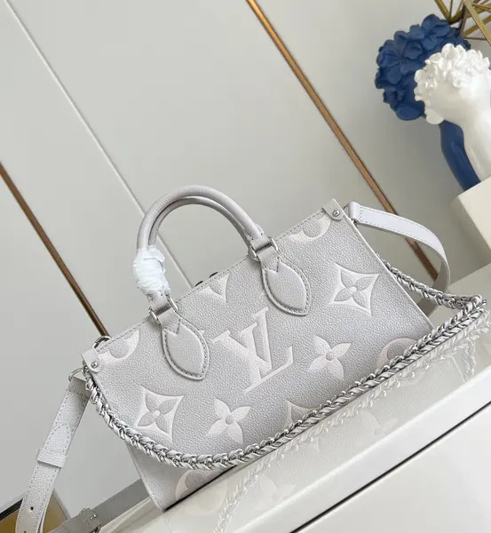 Louis Vuitton Onthego East West Handbag