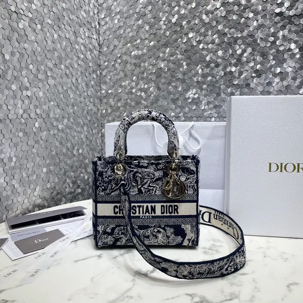 Medium Lady D-lite Bag