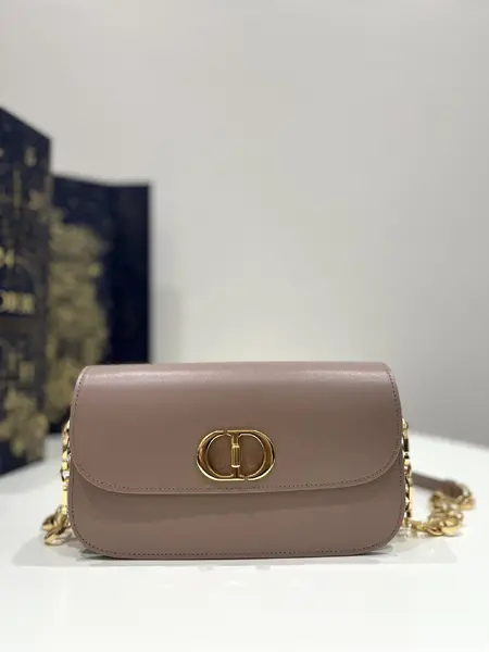 30 Montaigne Bag