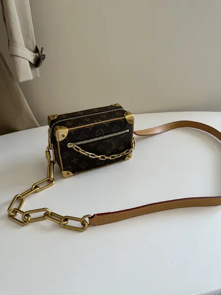 Lv Soft Trunk