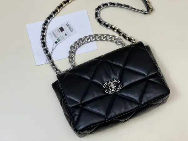 Chanle 19 Handbag