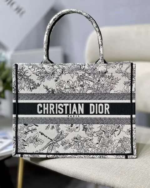 Medium Dior Book Tote