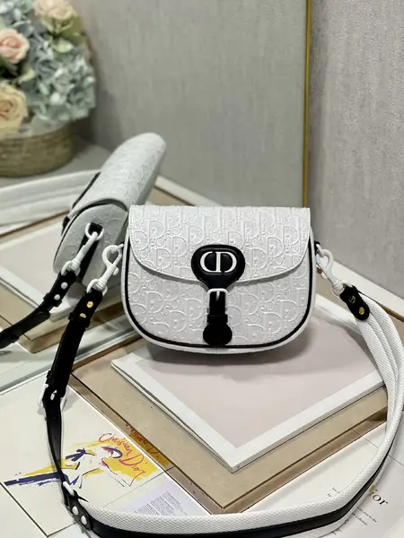 Medium Dior Bobby Bag