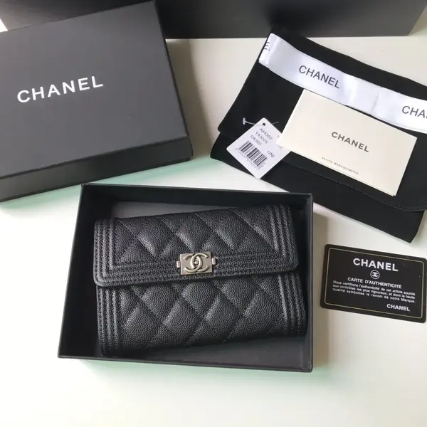 Chanle Flap Wallet
