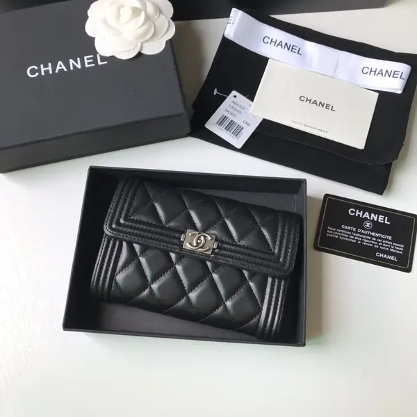 Chanle Flap Wallet