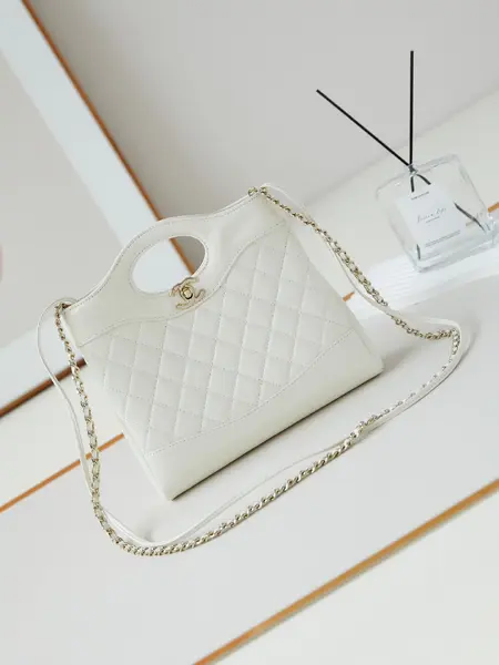 Chanel 23a 31 Bag