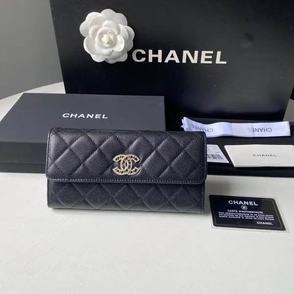 Chanle Flap Wallet