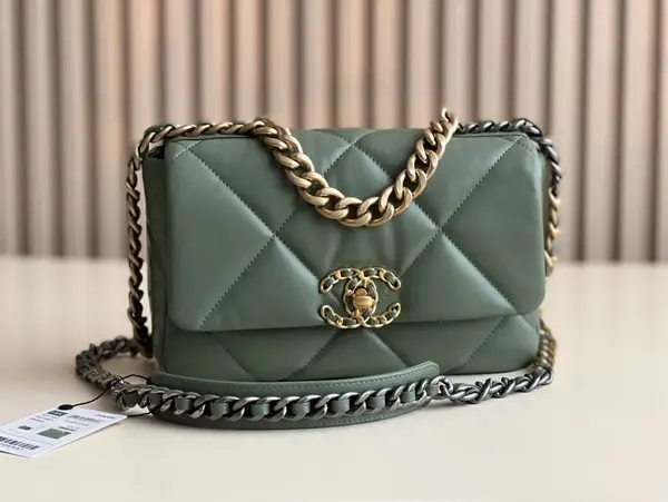 Chanle 19 Handbag
