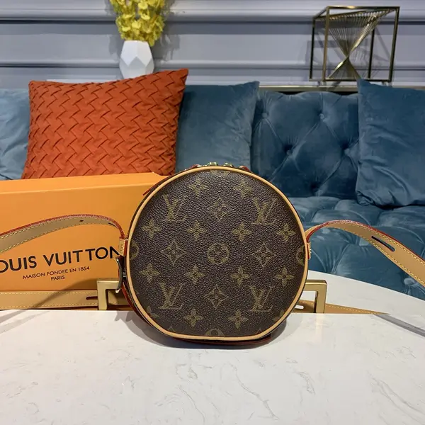 Lv Boite Chapeau