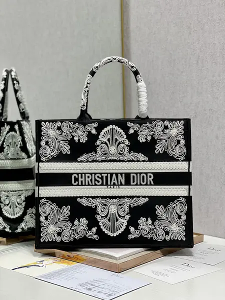 Medium Dior Book Tote