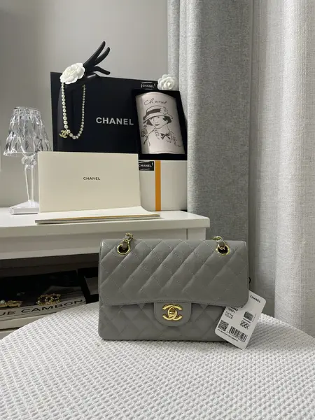 Chanle Small Classic Handbag Gold Hardware