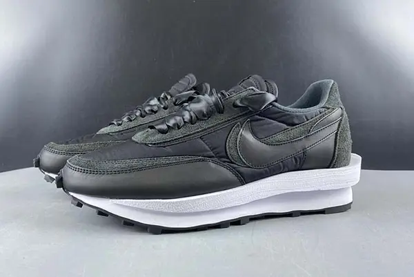 NIKE LDWAFFLE/SACAI BLACK MULTI-BV0073-002