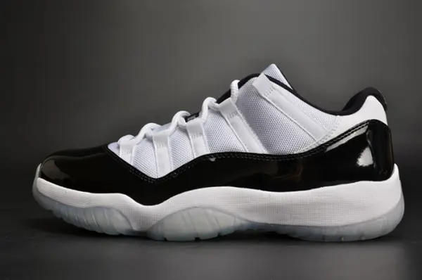 AIR JORDAN 11 RETRO LOW 'CONCORD' BLACK/ WHITE  mens 528895-153