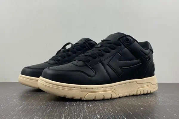 OFF-WHITE  BLACK