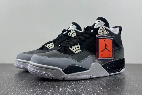 AIR JORDAN 4 RETRO 'FEAR' FQ8138-002