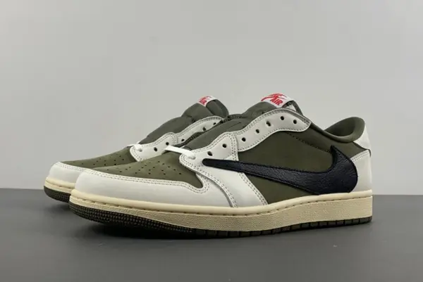 Travis Scott x Air Jordan 1 Low OG DM7866-200