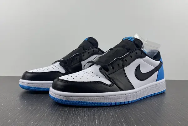 Air Jordan aj1  LOW  CZ0790-104