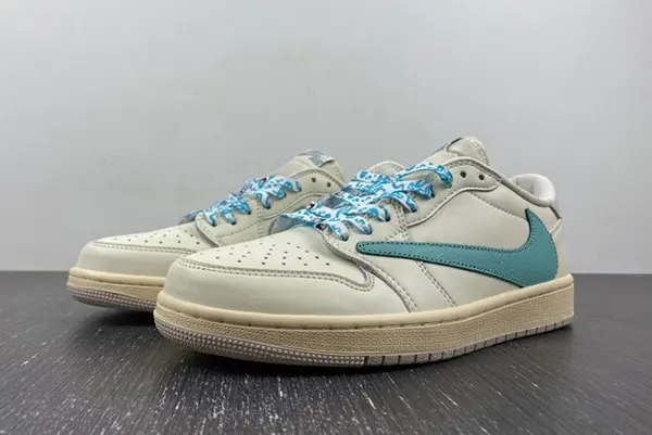 Travis Scott x Air Jordan 1 Low  DM7866 102