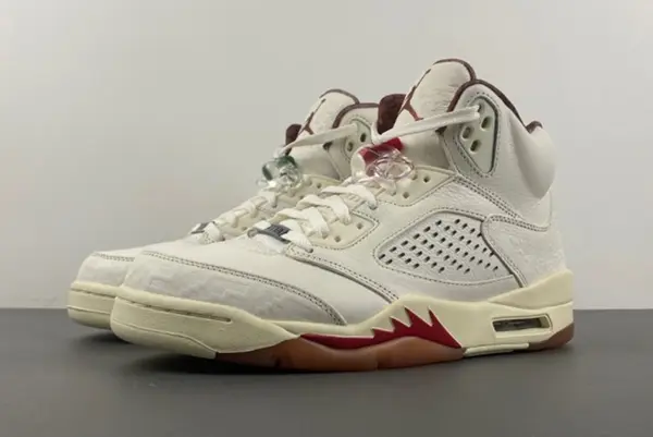 Air Jordan 5 "El Grito" Sail and Dark Pony HF8833-100