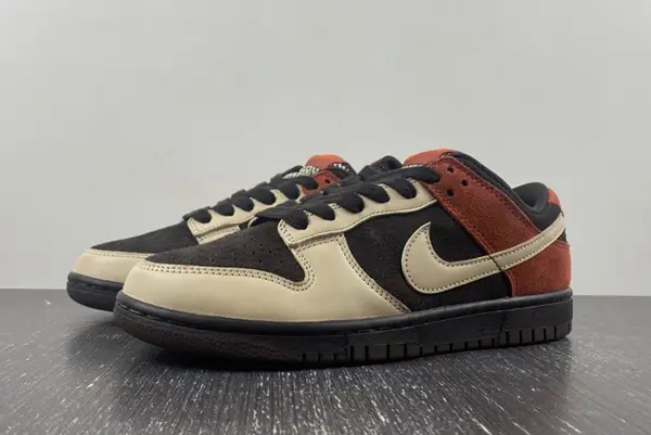 Nike Dunk Low “Red Panda”  FV0395-200