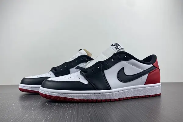 Air Jordan 1 OG High 'Black Toe 555088-125