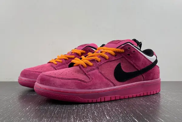 The Powerpuff Girls x Nike SB Dunk Low “Buttercup” FZ8319-600