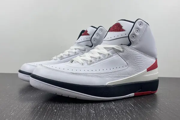 Air Jordan 2 OG “Chicago”  DX2454-106