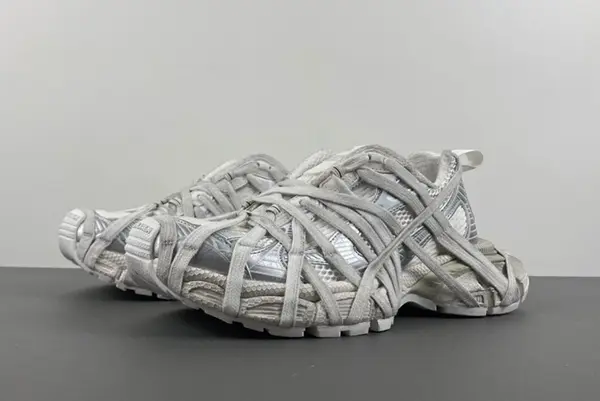 BalenciagaPhanto Sneaker  34731 78698 W3XL2 0101