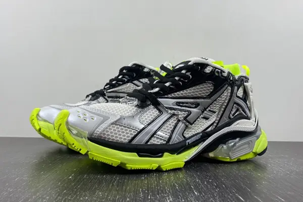 7.0 BALENCIAGA -Runner、