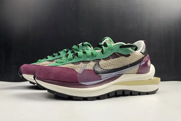 Sacai x Nike Vaporwaffle "Villain Red